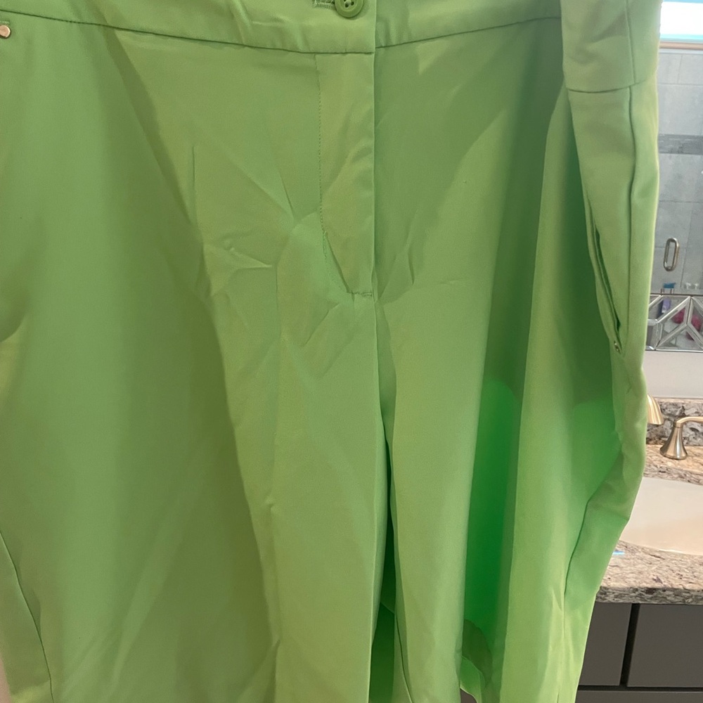 Bright Green Golf Shorts Gregg Norman